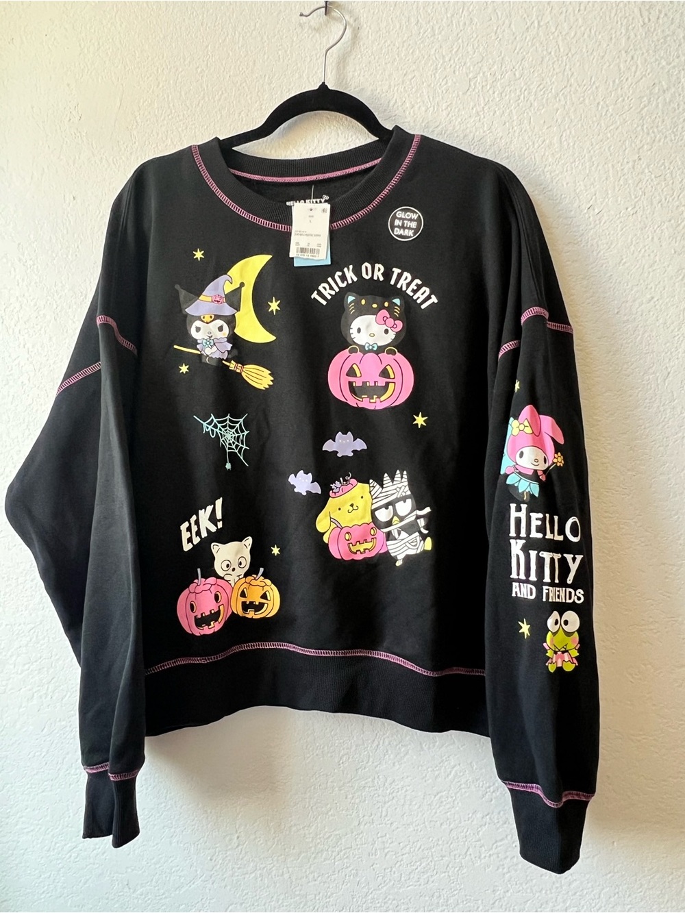 Sanrio Hello Kitty and Friends Halloween glow-in-the-dark graphic sweatshirt - Picture 2 of 5
